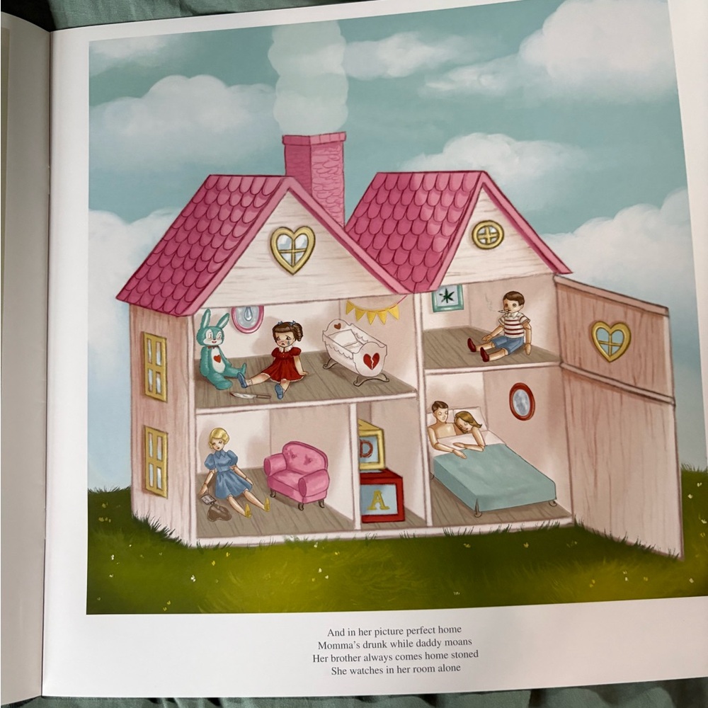Melanie Martinez Crybaby Vinyl Record with Illustration Book - Picture 9 of 13